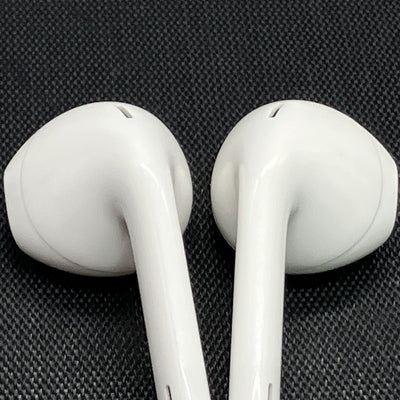 【中古】Apple EarPods with Remote and Mic【日本橋】
