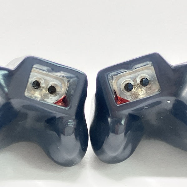 【中古】Massdrop Plus Universal IEMs（ケーブル欠品）【日本橋】