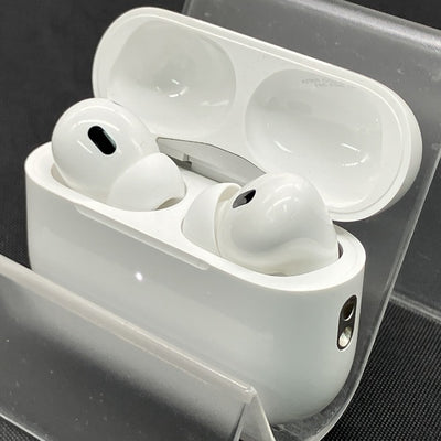 【中古】MagSafe充電ケース(USB-C)付きAirPods Pro(第2世代) MTJV3JA【秋葉原】