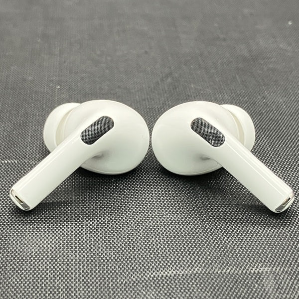 【中古】MagSafe充電ケース(USB-C)付きAirPods Pro(第2世代) MTJV3JA【秋葉原】