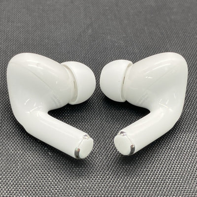 【中古】MagSafe充電ケース(USB-C)付きAirPods Pro(第2世代) MTJV3JA【秋葉原】