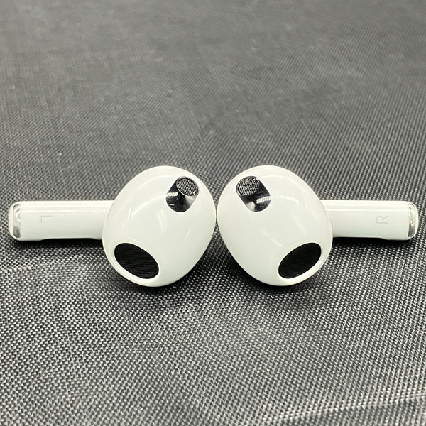 【中古】Airpods MME73J/A 3rd Generation【秋葉原】