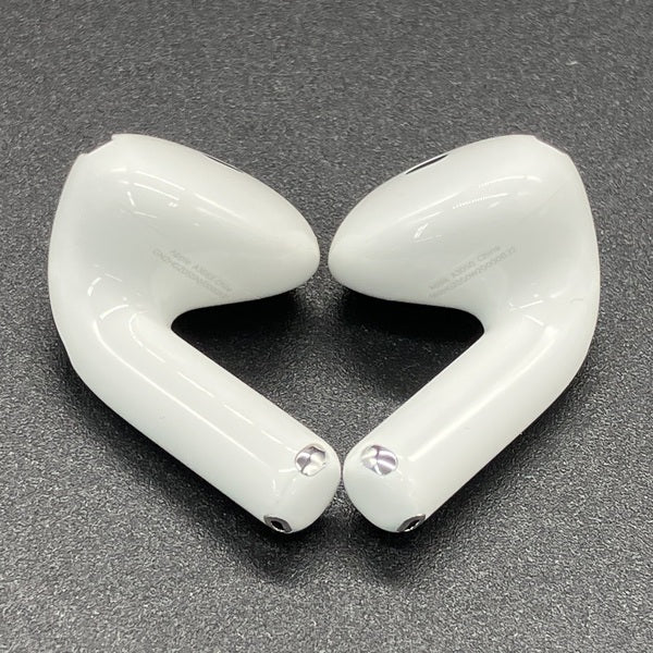 【中古】AirPods 4 MXP63J/A【秋葉原】