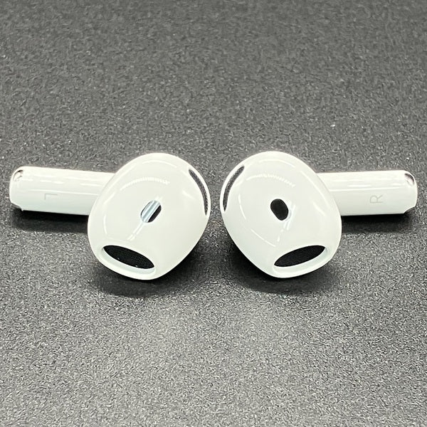 【中古】AirPods 4 MXP63J/A【秋葉原】