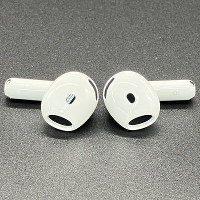 【中古】AirPods 4 MXP63J/A【秋葉原】