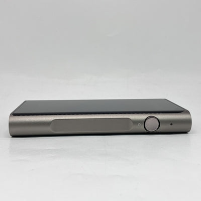 【中古】M6 PRO チタニウム【日本橋】