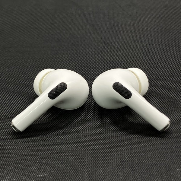 【中古】MagSafe充電ケース(USB-C)付きAirPods Pro(第2世代) MTJV3JA【秋葉原】