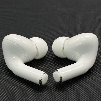【中古】MagSafe充電ケース(USB-C)付きAirPods Pro(第2世代) MTJV3JA【秋葉原】