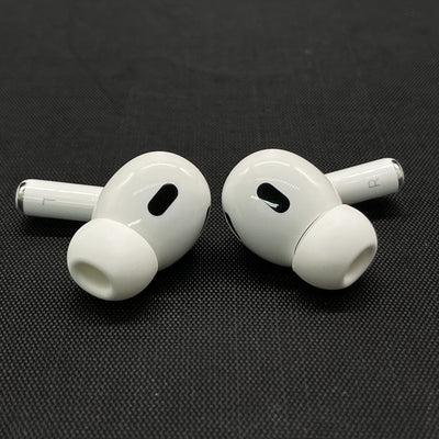 【中古】MagSafe充電ケース(USB-C)付きAirPods Pro(第2世代) MTJV3JA【秋葉原】