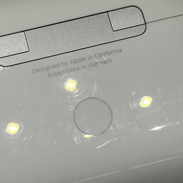 【中古】MagSafe充電ケース(USB-C)付きAirPods Pro(第2世代) MTJV3JA【秋葉原】