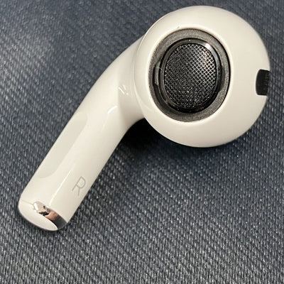 【中古】AirPods Pro （R側）【秋葉原】