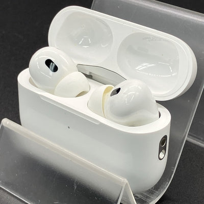 【中古】MagSafe充電ケース(USB-C)付きAirPods Pro(第2世代) MTJV3JA【秋葉原】