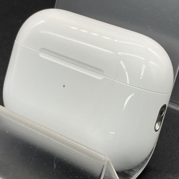 【中古】MagSafe充電ケース(USB-C)付きAirPods Pro(第2世代) MTJV3JA【秋葉原】