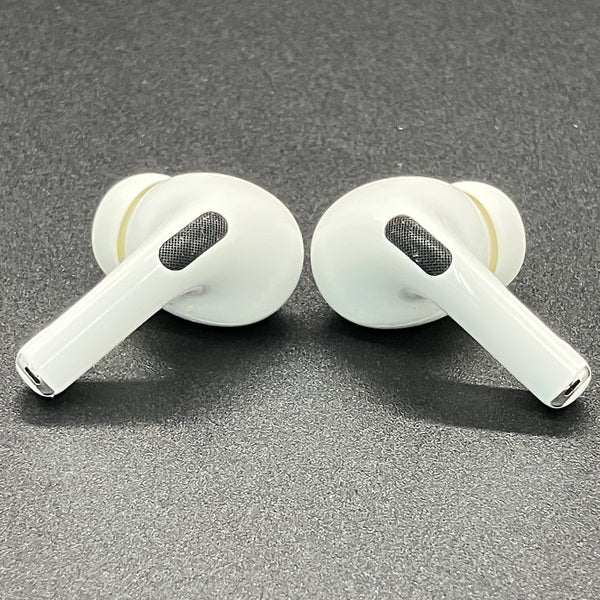 【中古】MagSafe充電ケース(USB-C)付きAirPods Pro(第2世代) MTJV3JA【秋葉原】