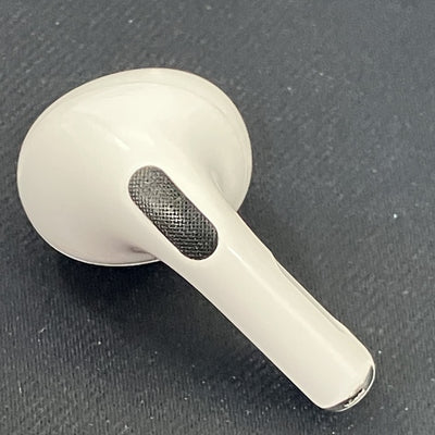 【中古】AirPods Pro （R側）【秋葉原】