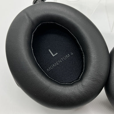 【中古】MOMENTUM 4 Wireless ブラック 【M4AEBT BLACK】【秋葉原】