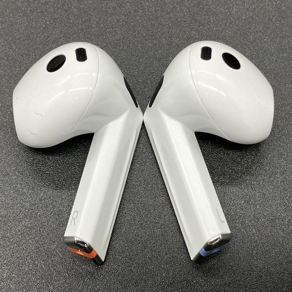 【中古】Galaxy Buds3 ホワイト 【SM-R530NZWAXJP】【秋葉原】