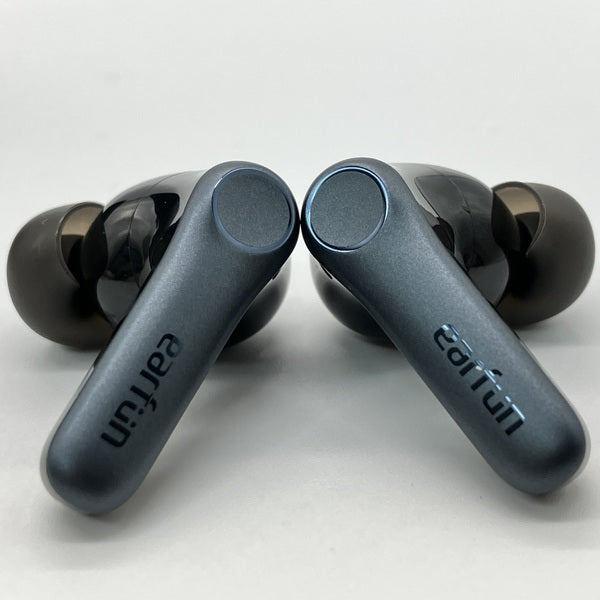 【中古】Air Pro 4 - Black【秋葉原】