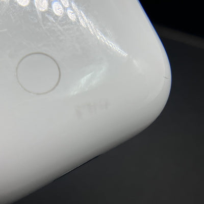 【中古】AirPods with Charging Case MV7N2J/A【日本橋】