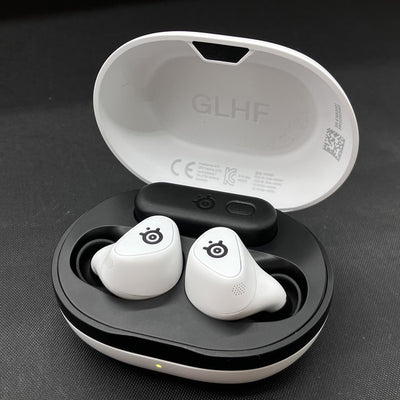 【中古】Arctis GameBuds White 【61682J】【日本橋】