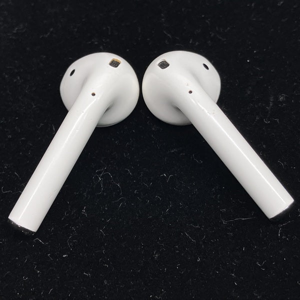 Apple 【中古】AirPods with Wireless Charging Case MRXJ2J-A【名古屋