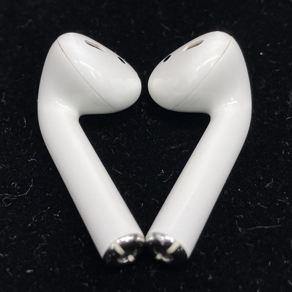 Apple 【中古】AirPods with Wireless Charging Case MRXJ2J-A【名古屋
