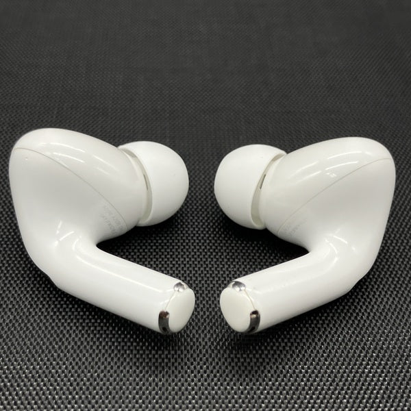 【中古】AirPods Pro (第2世代) MQD83J/A【秋葉原】