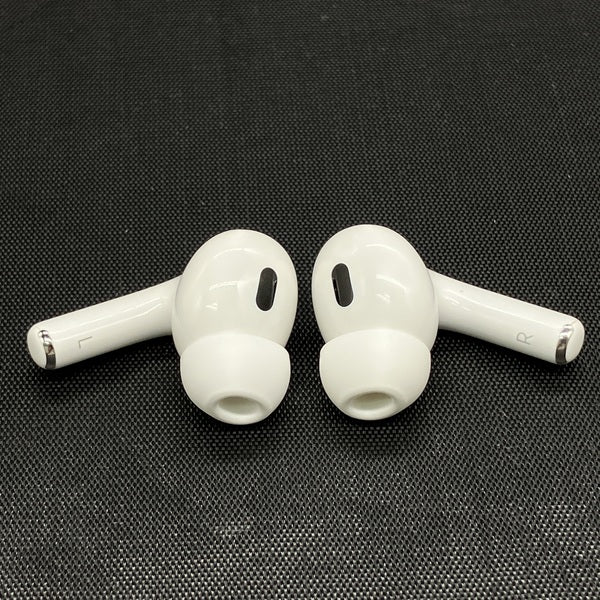 【中古】MagSafe充電ケース(USB-C)付きAirPods Pro(第2世代) MTJV3JA【日本橋】