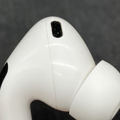 【中古】MagSafe充電ケース(USB-C)付きAirPods Pro(第2世代) MTJV3JA【日本橋】