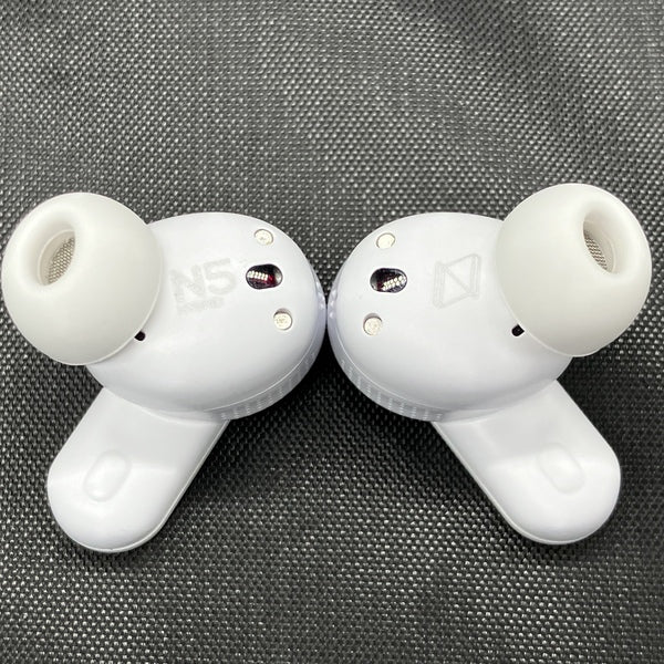 【中古】N5 Hybrid ホワイト【AKGN5HYBRIDWHT】【秋葉原】