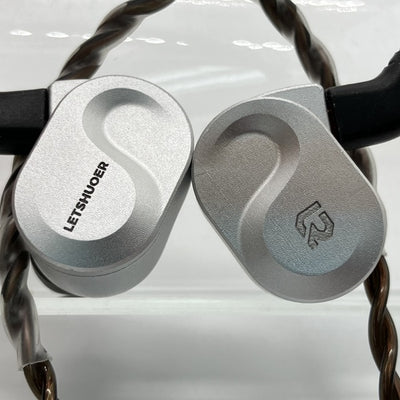 【中古】S08 Silver【秋葉原】