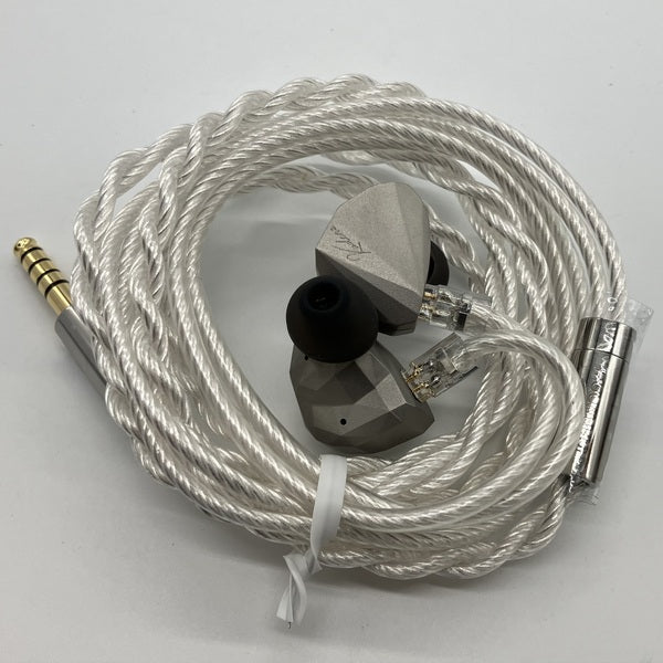 【中古】Kadenz【秋葉原】