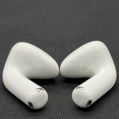 【中古】AirPods 4 MXP63J/A【秋葉原】
