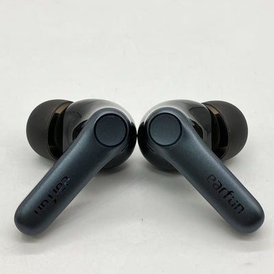 【中古】Air Pro 4 - Black【日本橋】