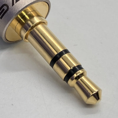 【中古】Que【日本橋】