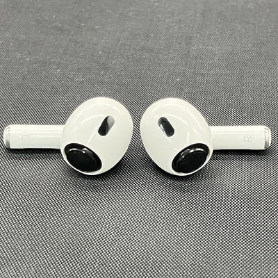【中古】AirPods Pro (第2世代) MQD83J/A【秋葉原】