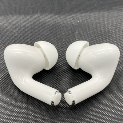 【中古】MagSafe充電ケース(USB-C)付きAirPods Pro(第2世代) MTJV3JA【秋葉原】