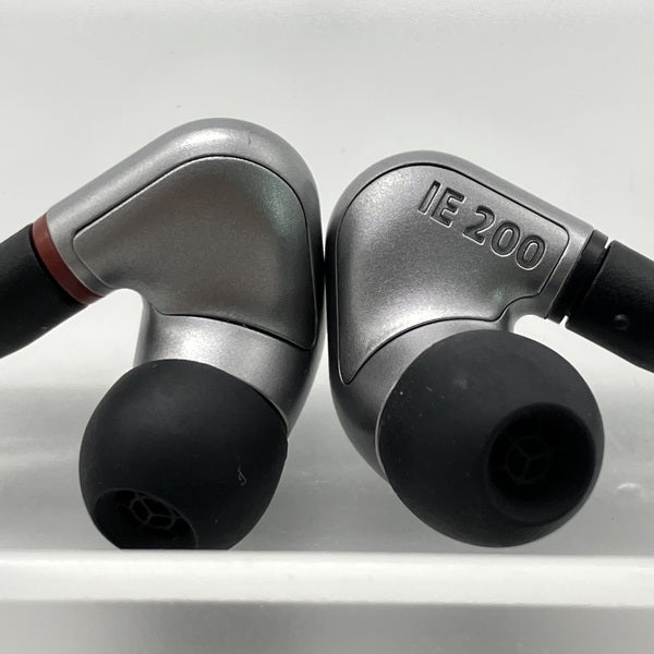 【中古】IE 200 Silver Edition【秋葉原】