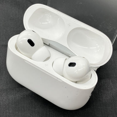 【中古】MagSafe充電ケース(USB-C)付きAirPods Pro(第2世代) MTJV3JA【秋葉原】