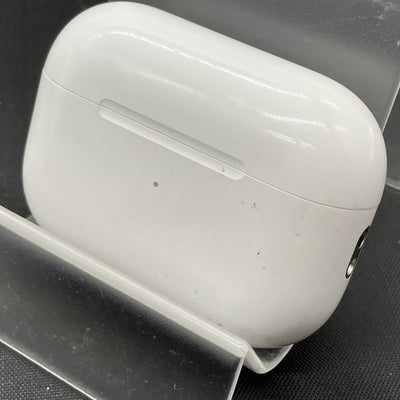 【中古】MagSafe充電ケース(USB-C)付きAirPods Pro(第2世代) MTJV3JA【秋葉原】