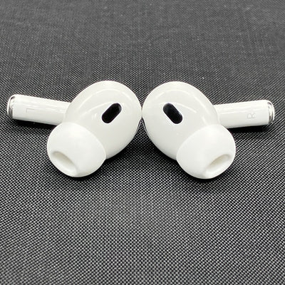 【中古】MagSafe充電ケース(USB-C)付きAirPods Pro(第2世代) MTJV3JA【秋葉原】