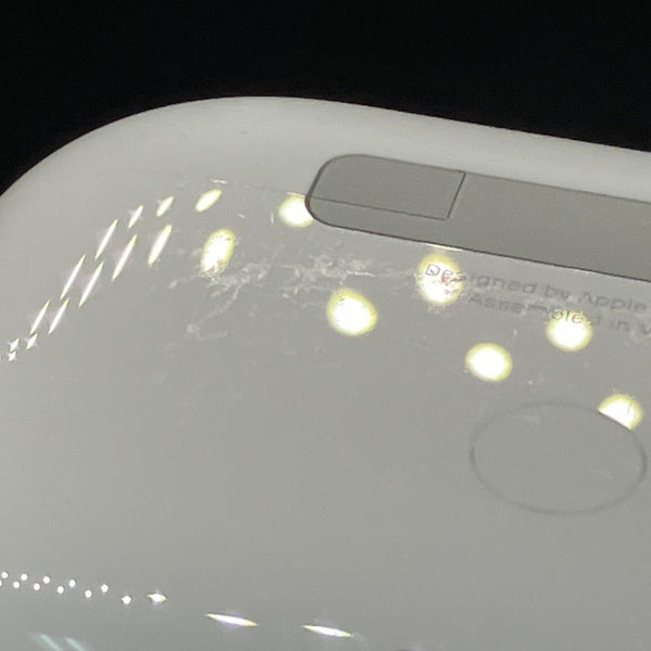【中古】MagSafe充電ケース(USB-C)付きAirPods Pro(第2世代) MTJV3JA【秋葉原】