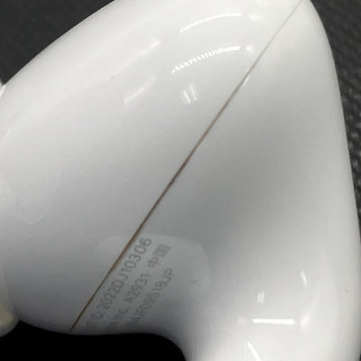 【中古】AirPods Pro (第2世代) Lightningケース【海外モデル】【秋葉原】