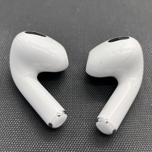 【中古】Airpods MME73J/A 3rd Generation【秋葉原】