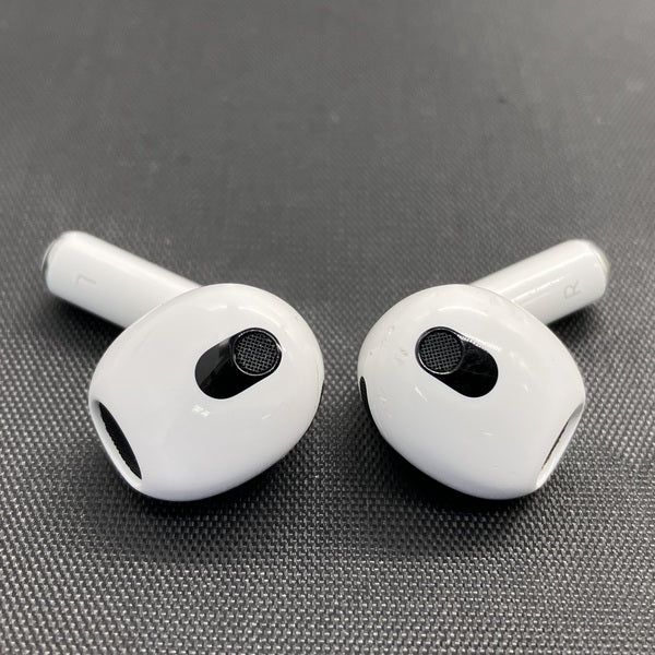 【中古】Airpods MME73J/A 3rd Generation【秋葉原】