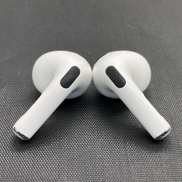 【中古】Airpods MPNY3J/A 3rd Generation  Lightning充電ケース付【秋葉原】
