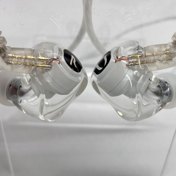 【中古】ACTIVO Q1 【IRV-ACTIVO-Q1】【秋葉原】