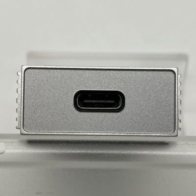 【中古】UA6 Silver【日本橋】