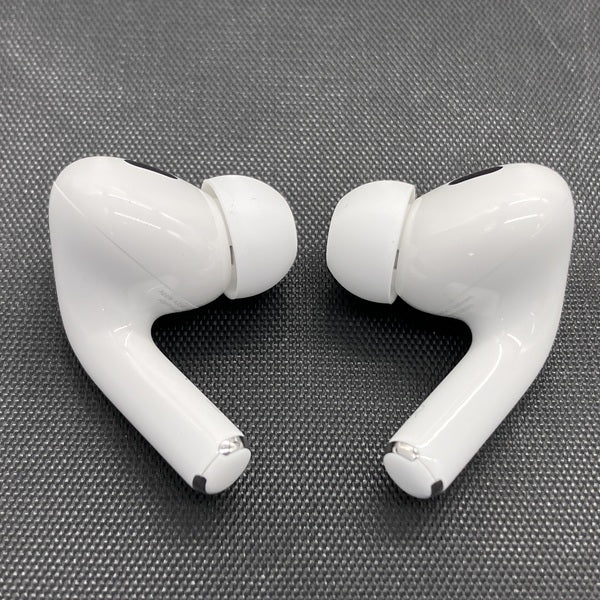 【中古】MagSafe充電ケース(USB-C)付きAirPods Pro(第2世代) MTJV3JA【秋葉原】