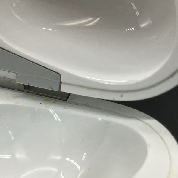 【中古】AirPods Pro (第2世代) MQD83J/A【秋葉原】